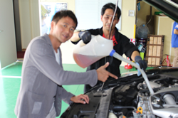 エンジンオイルの交換